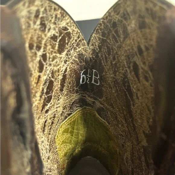 Ariat Dark Brown Western Ankle Booties - Picture 5 of 6